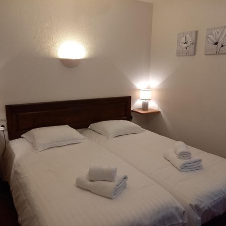 Hotel De La Halle Nolay  エクステリア 写真