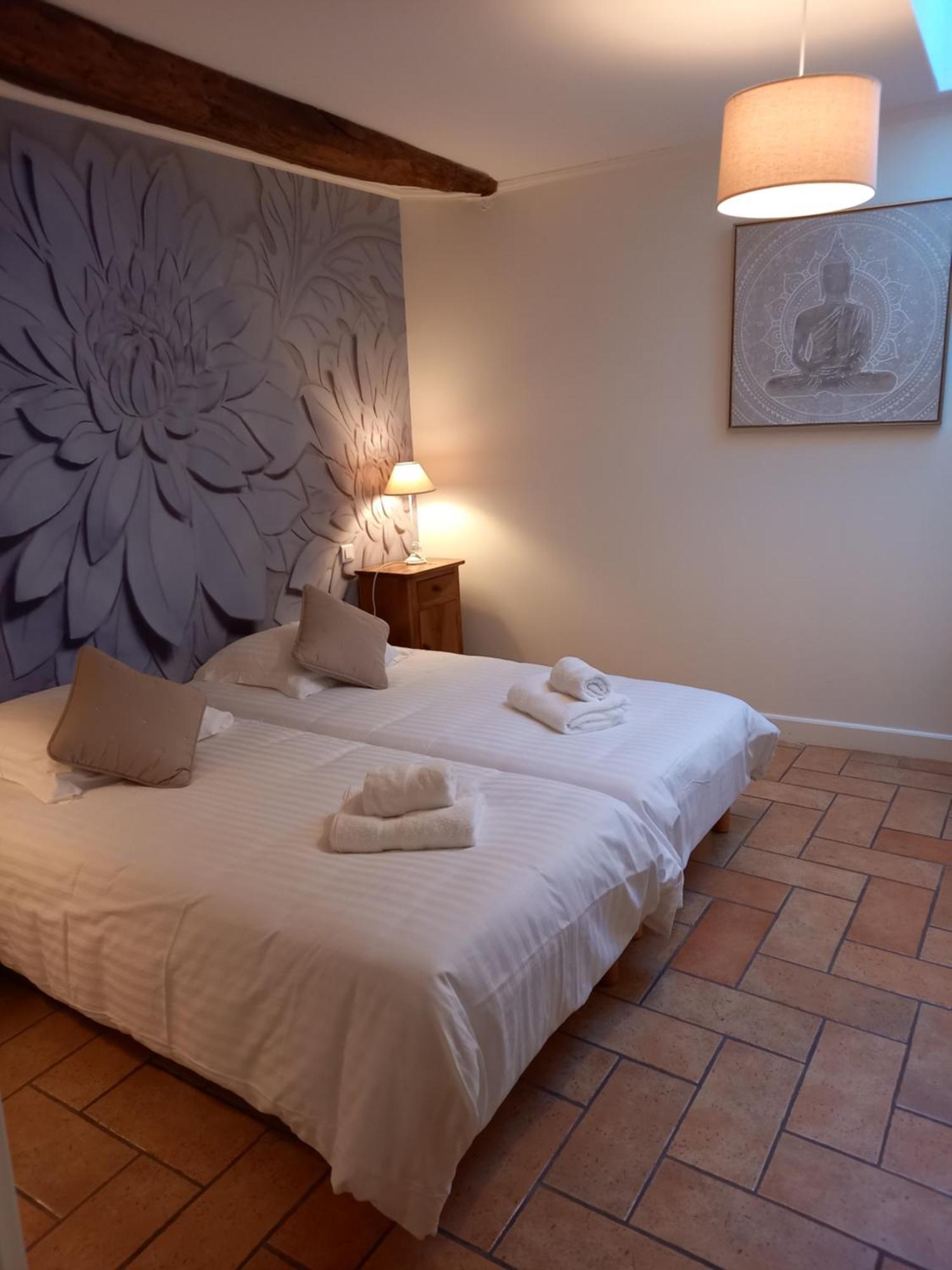 Hotel De La Halle Nolay  エクステリア 写真