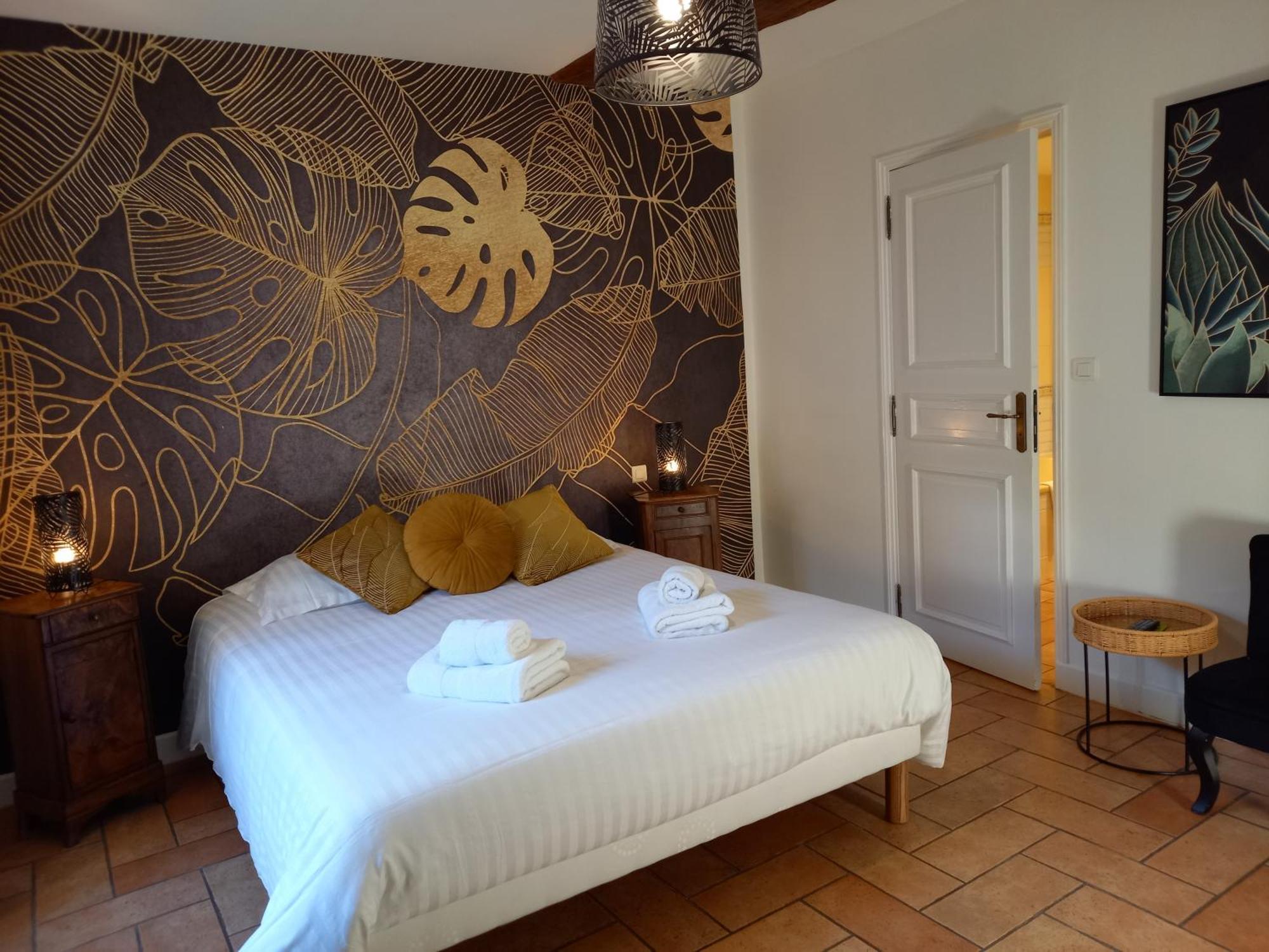 Hotel De La Halle Nolay  エクステリア 写真